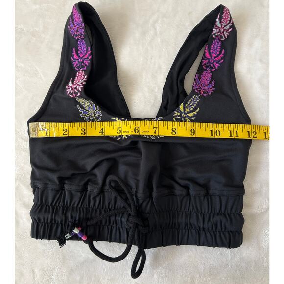 Free People Movement Crop Top Women's Friday Night Lights Black Size XS NWT - Picture 4 of 6